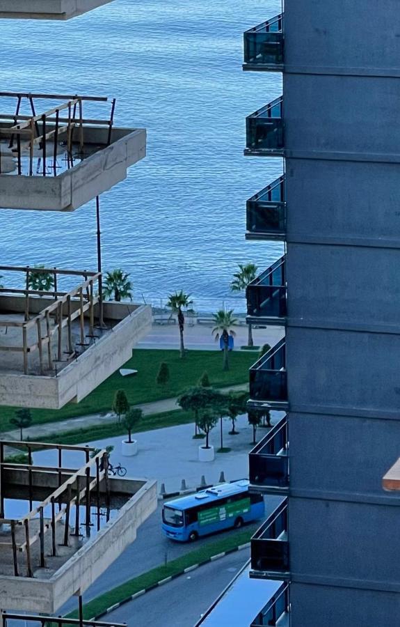 Apartments Kristo Batumi Bagian luar foto